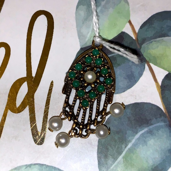 ๐งฟ2/$15๐งฟ Sarah Coventry Jade & Pearl Dreamcatcher Charm - Picture 4 of 13